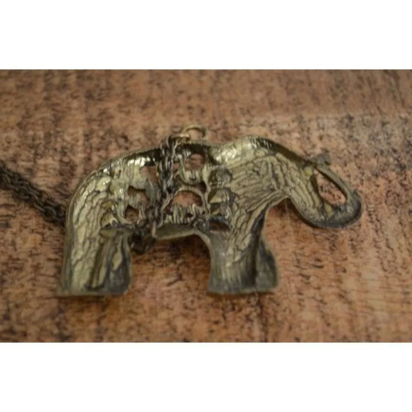 Pretty Elephant Pendant on Long Chain - Picture 4 of 9